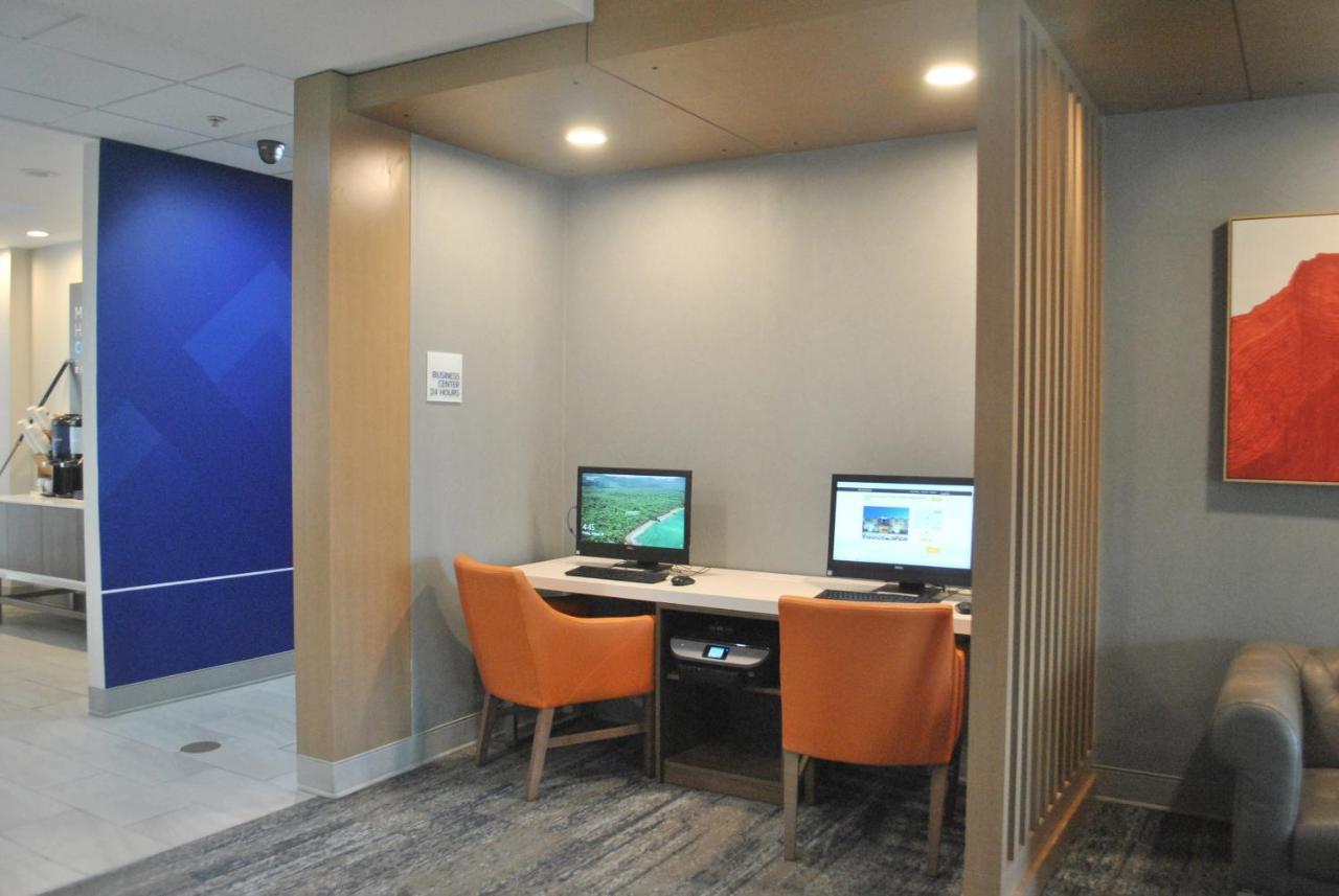 Holiday Inn Express Hotel & Suites Dover By Ihg Экстерьер фото