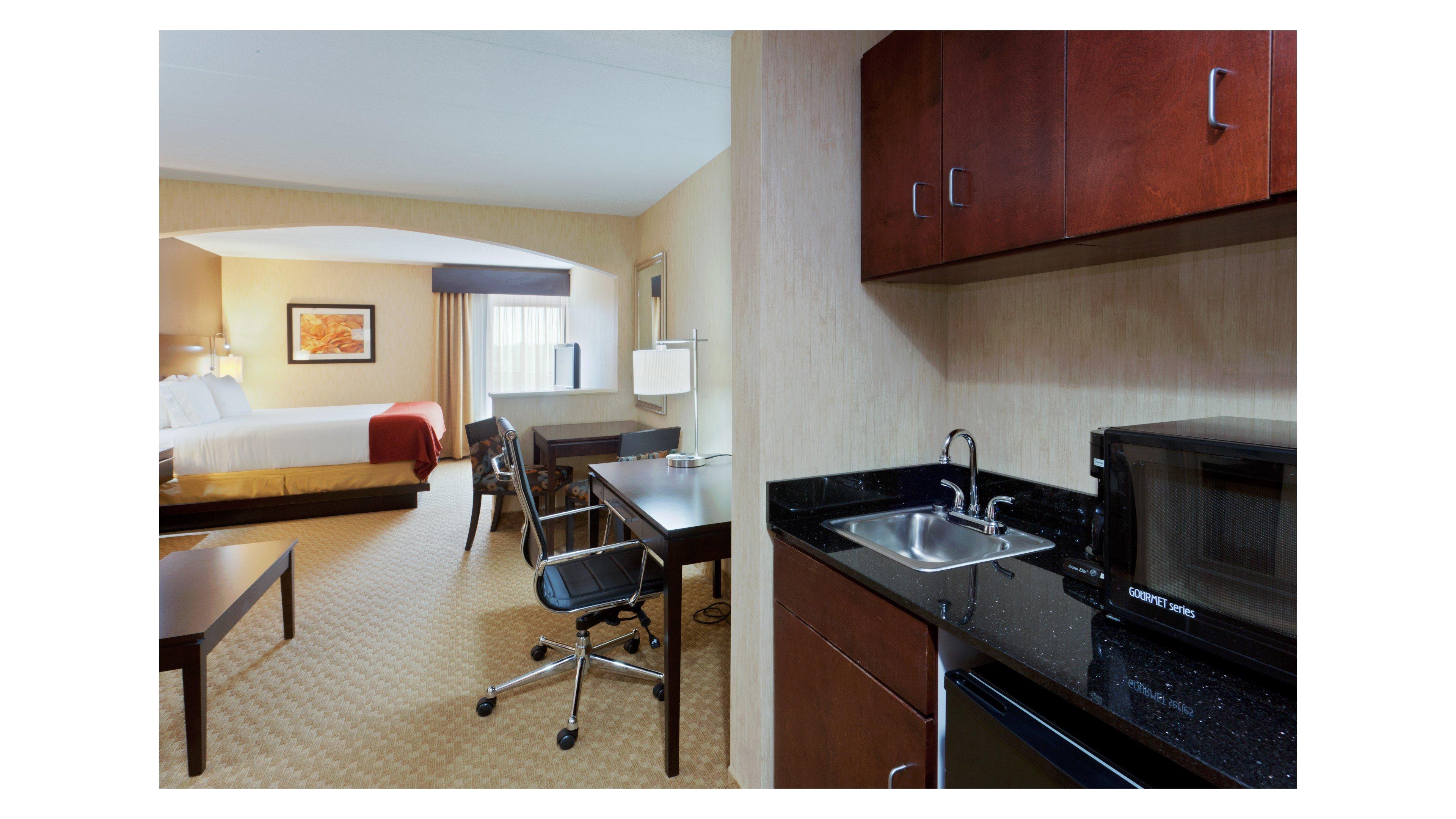 Holiday Inn Express Hotel & Suites Dover By Ihg Экстерьер фото